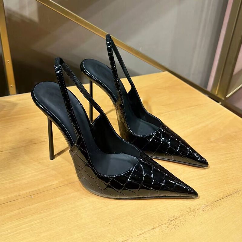 Women Fashion Simple - New Simple Pointed Back Hollow Sandals