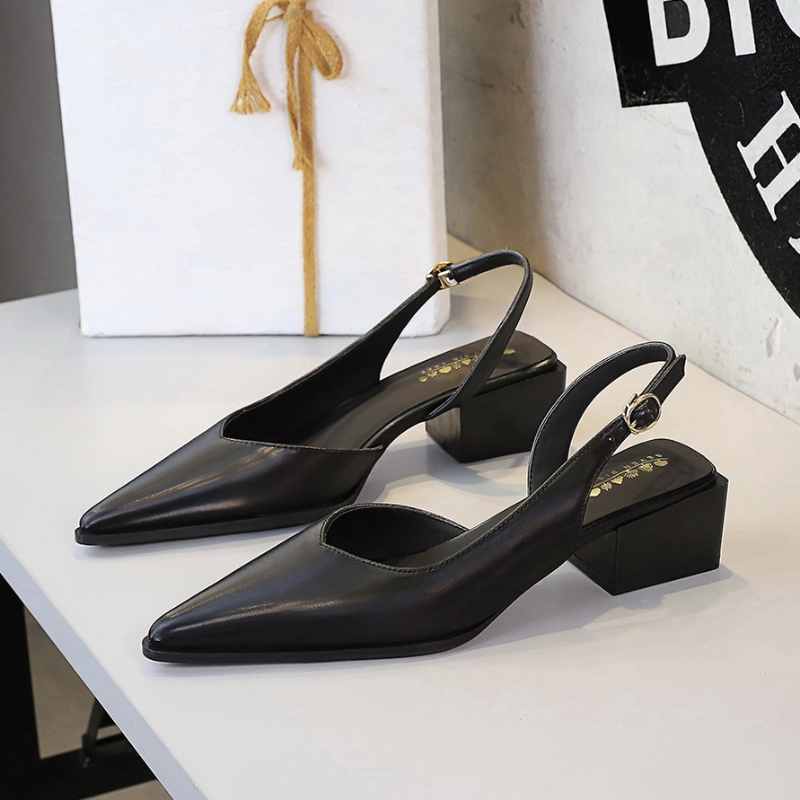 Pointed Toe Back Tripod Strap  - Women Fashion Simple recension och pris