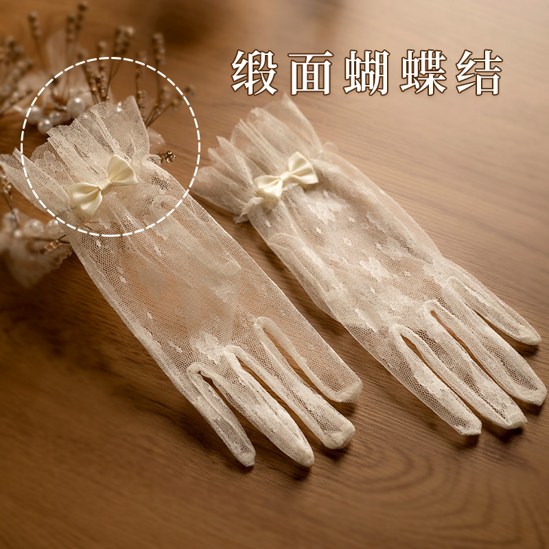 Gloves Vintage Lace Bow Short  - Women Fashion Photoshoot recension och pris